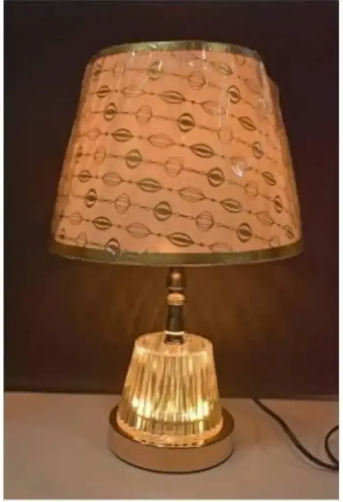 Savy_010_Lamp_7085 (4).webp