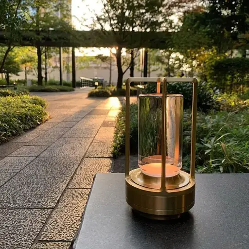 [Savy_035] Gold Lamp